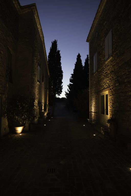 Tenuta Santo Pietro Пиенца Екстериор снимка
