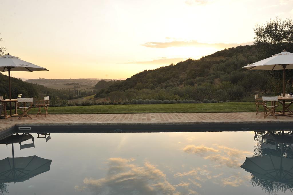 Tenuta Santo Pietro Пиенца Екстериор снимка