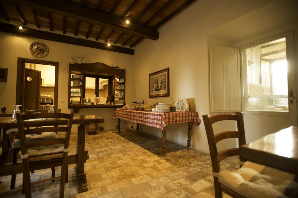 Tenuta Santo Pietro Пиенца Екстериор снимка