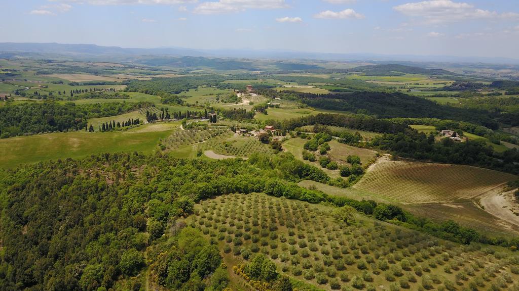 Tenuta Santo Pietro Пиенца Екстериор снимка